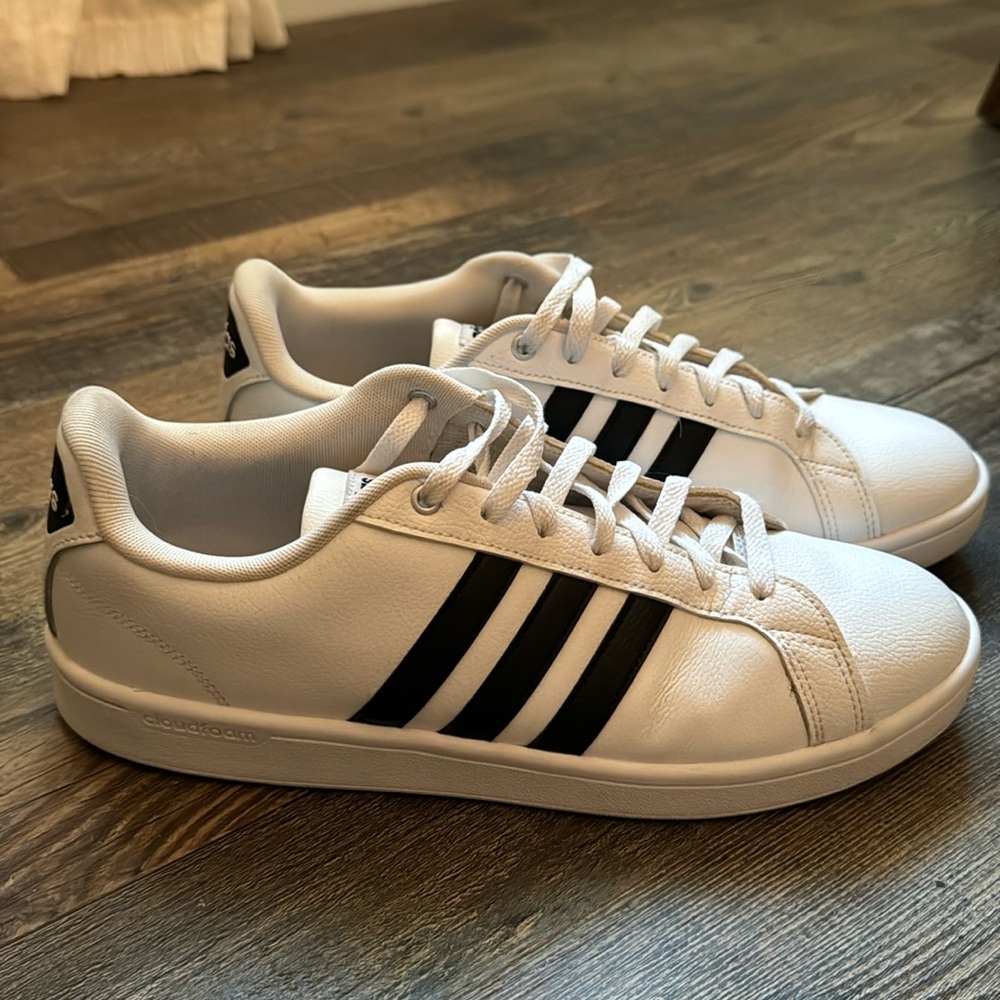 Adidas Neo Cloudfoam Mens Size 10.5 White Black Sneakers